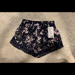 Athleta Racer Short Small